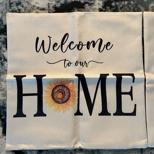 Lot of 2 pillow covers